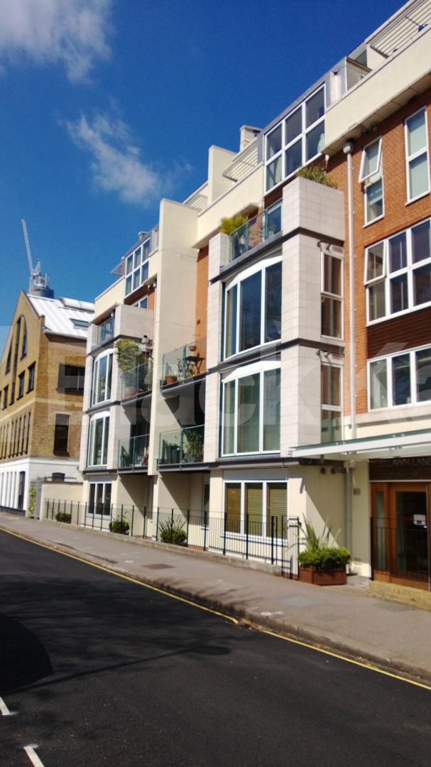 			LET, 3 Bedroom, 1 bath, 1 reception Apartment			 The Academy, Lawn Lane, Vauxhall